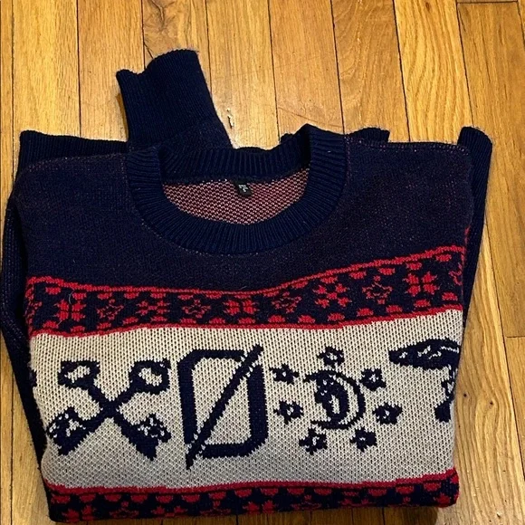 Men's Crewneck Sweater - Picture 5 of 5